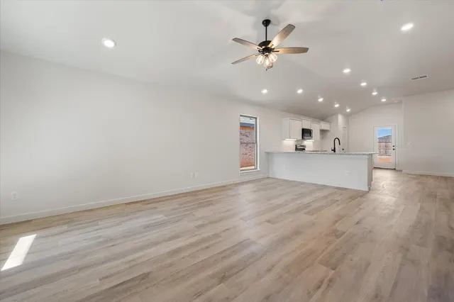 Photo 3 — 606 E 22nd Street, Wolfforth, TX 79382