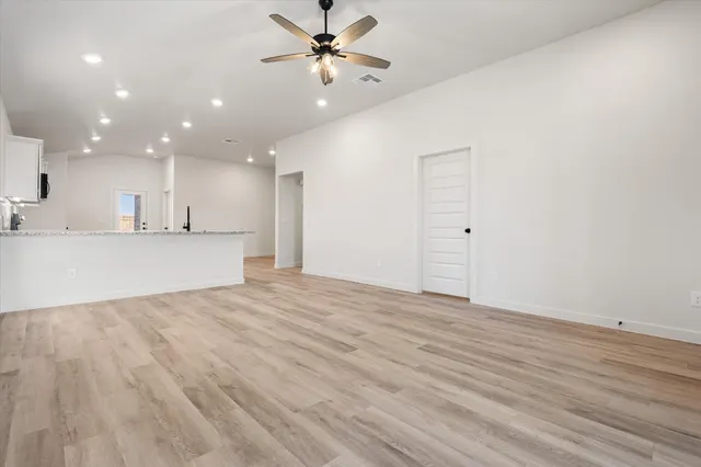 Photo 4 — 606 E 22nd Street, Wolfforth, TX 79382
