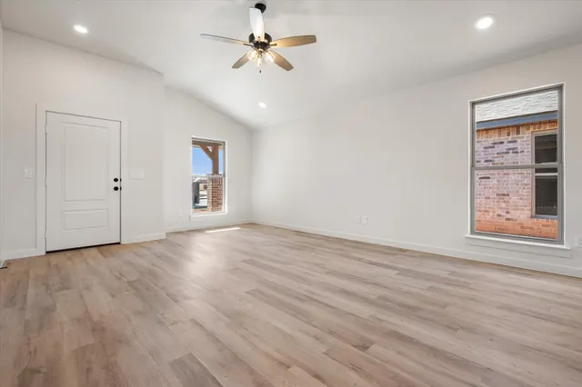 Photo 6 — 606 E 22nd Street, Wolfforth, TX 79382