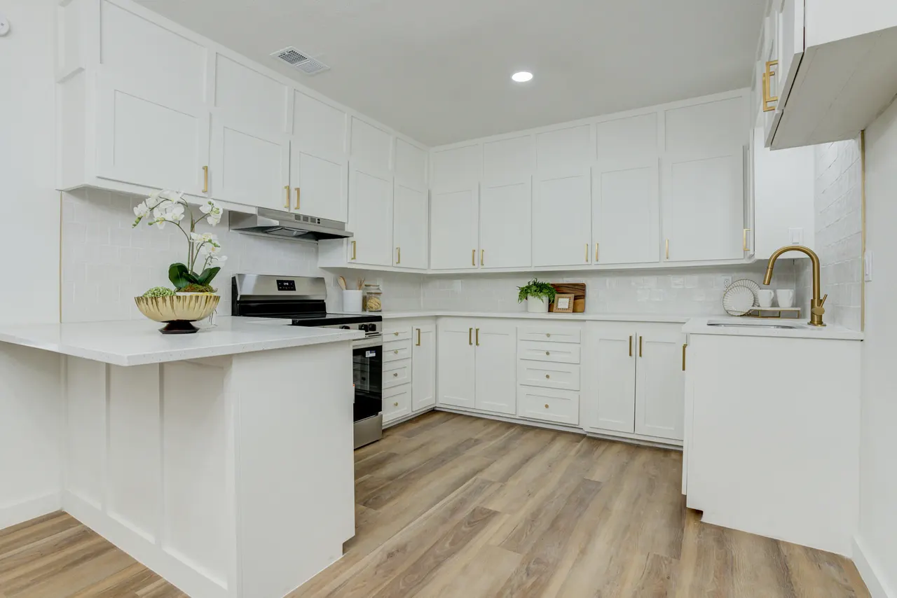 Photo 12 — 3014 30th Street, Lubbock, TX 79410