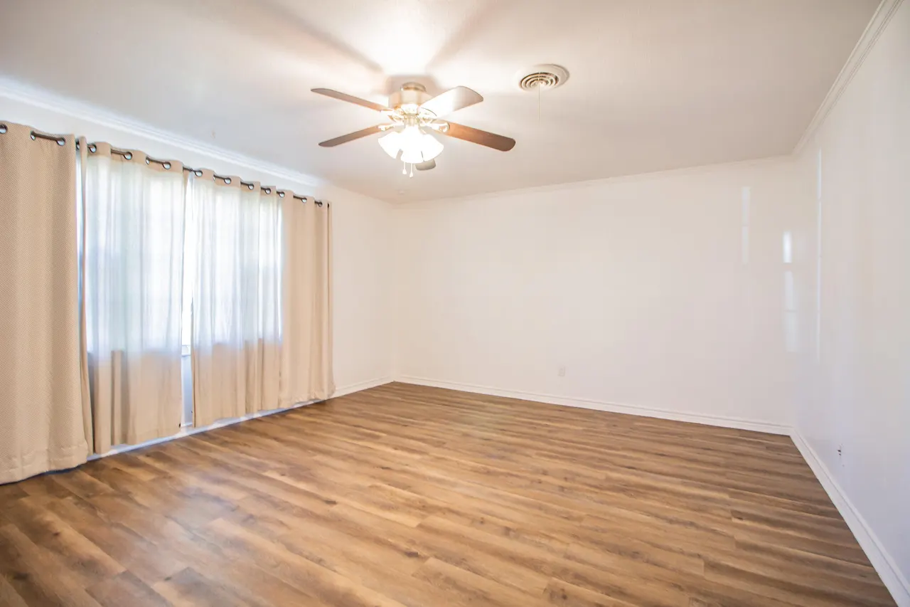 Photo 13 — 5503 9th Street, Lubbock, TX 79416