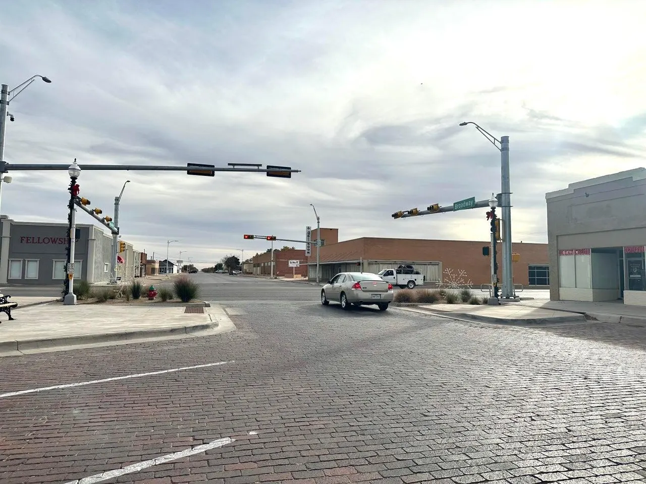 Photo 2 — 505 Broadway, Plainview, TX 79072