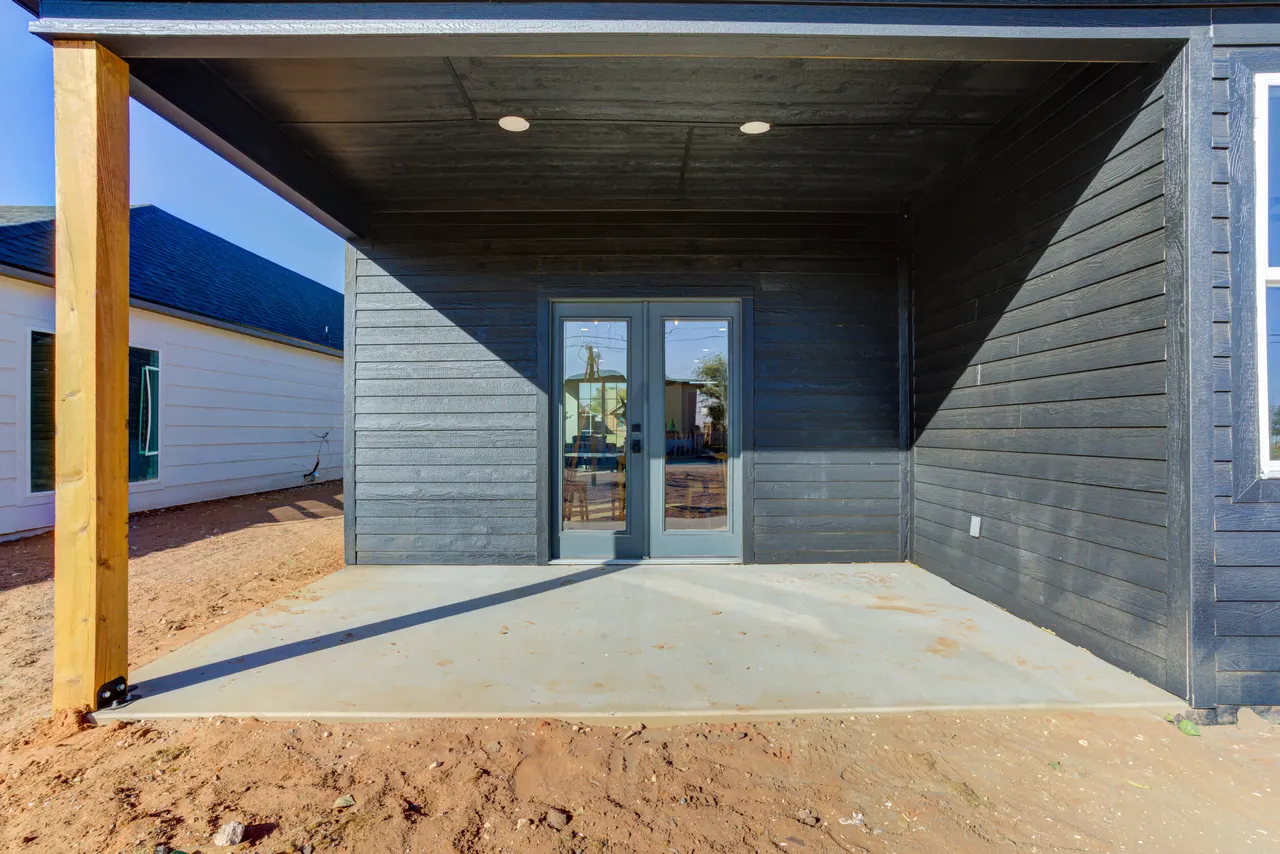 Photo 51 — 305 SW Ave L, Seminole, TX 79360