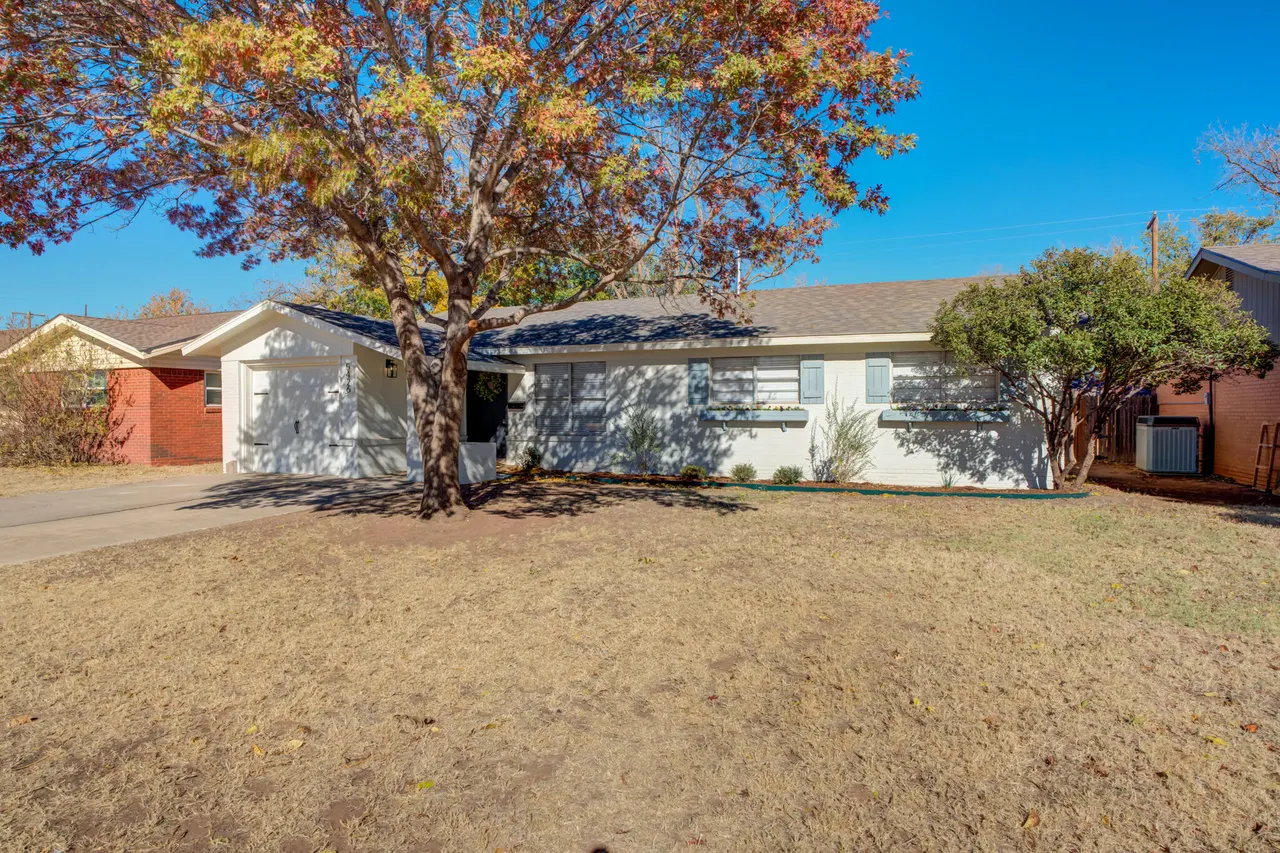 Photo 2 — 5426 42nd Street, Lubbock, TX 79414