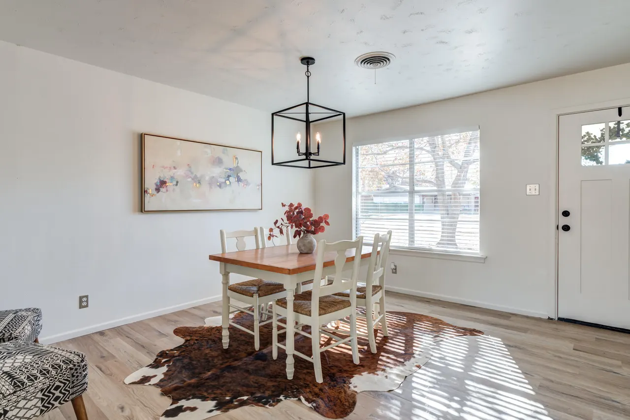 Photo 6 — 5426 42nd Street, Lubbock, TX 79414