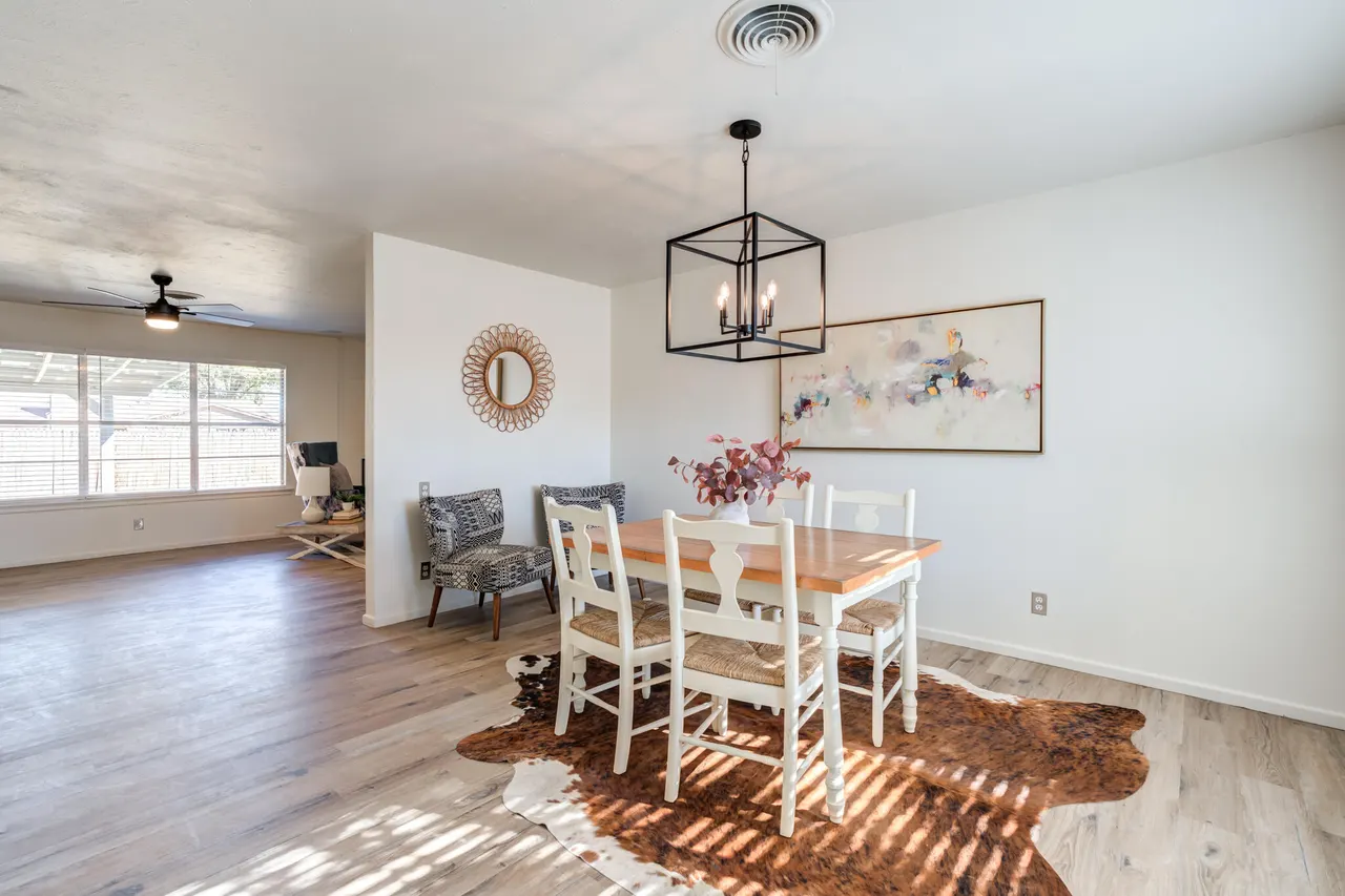 Photo 9 — 5426 42nd Street, Lubbock, TX 79414