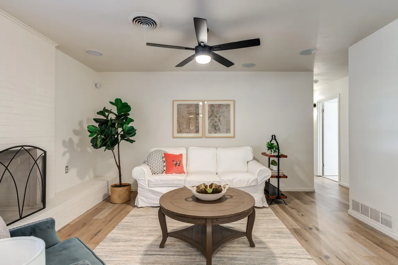 Photo 14 — 5426 42nd Street, Lubbock, TX 79414