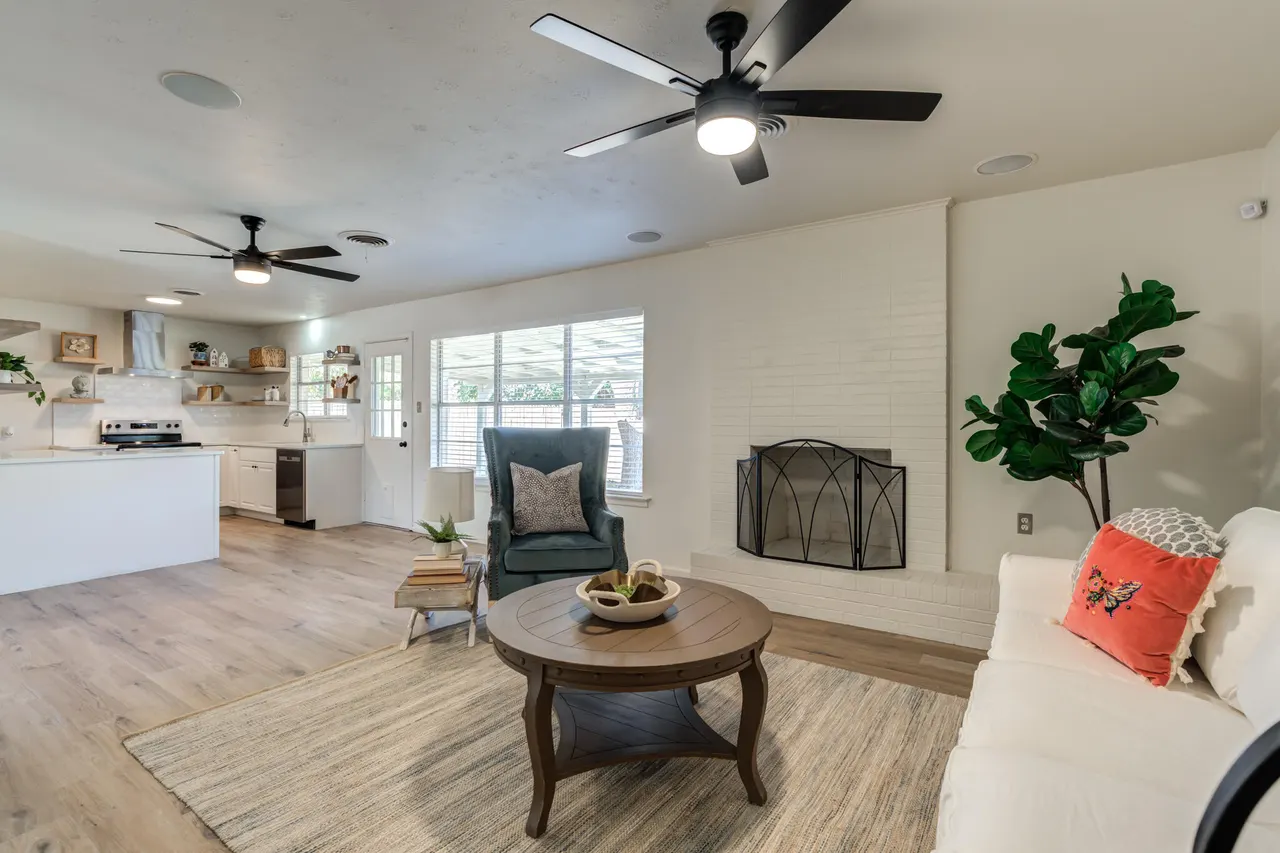 Photo 17 — 5426 42nd Street, Lubbock, TX 79414