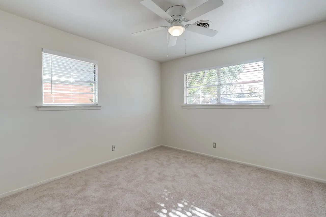Photo 31 — 5426 42nd Street, Lubbock, TX 79414