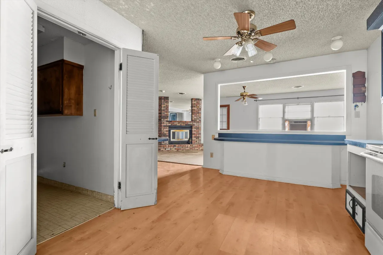 Photo 6 — 608 17th Street, Seagraves, TX 79359