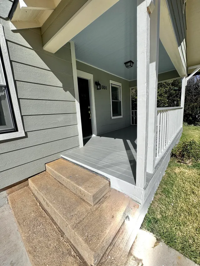 Photo 6 — 1001 Lexington Street, Plainview, TX 79072