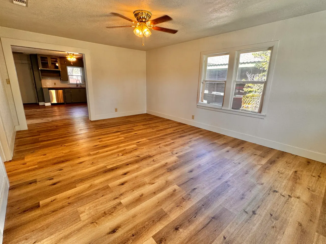 Photo 9 — 1001 Lexington Street, Plainview, TX 79072