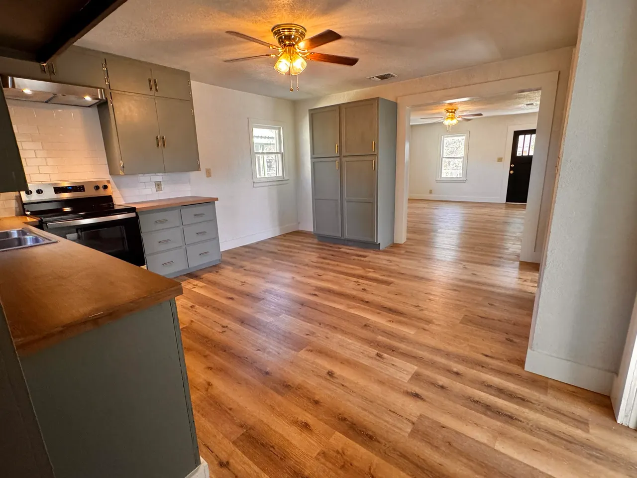 Photo 13 — 1001 Lexington Street, Plainview, TX 79072