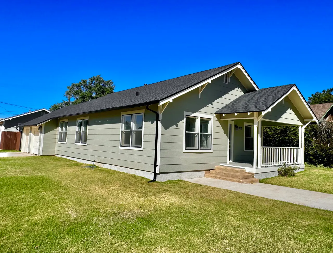 Front exterior — 1001 Lexington Street, Plainview, TX 79072