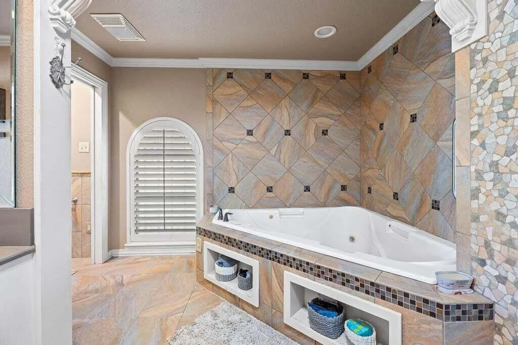 Photo 33 — 98 S Lakeshore Drive, Ransom Canyon, TX 79366
