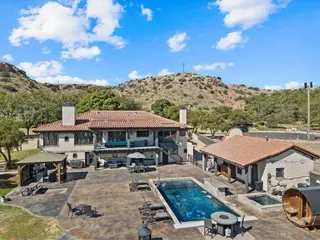 Sold home at 98 S Lakeshore Drive