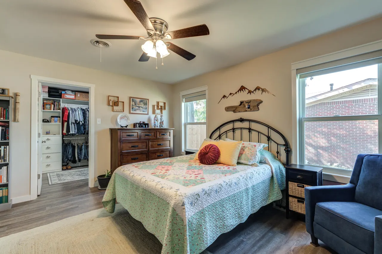 Photo 5 — 307 Ave G, Abernathy, TX 79311