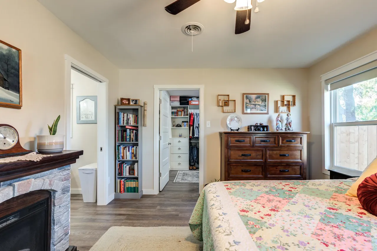 Photo 6 — 307 Ave G, Abernathy, TX 79311