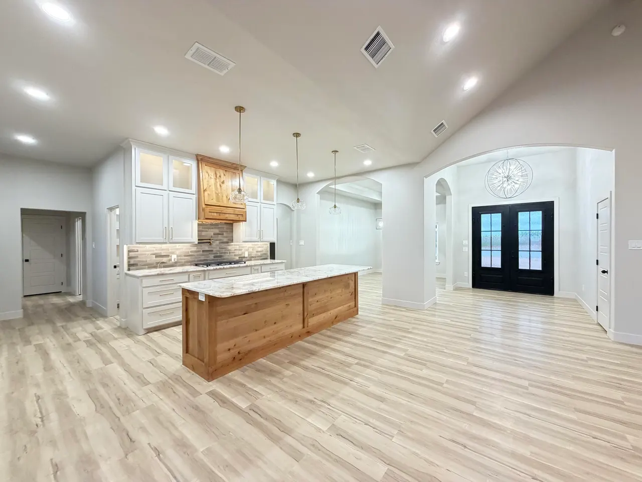 Photo 17 — 1155 E Hayes Street, New Home, TX 79383