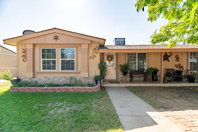 Photo 8 — 3209 Redwood Drive, Odessa, TX 79762