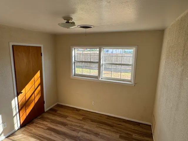 Photo 8 — 601 38th Street, Lubbock, TX 79404