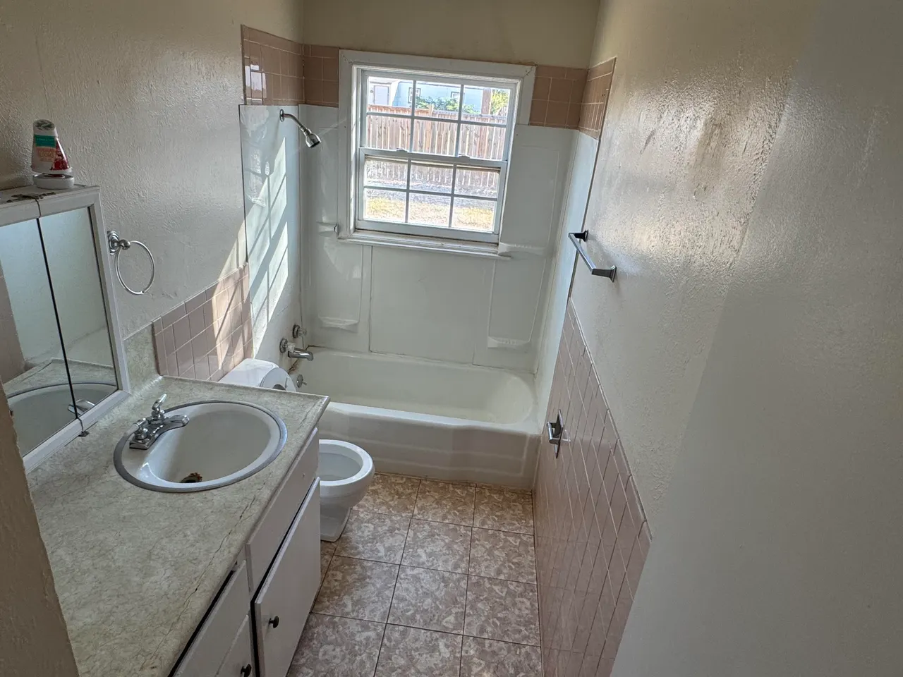 Photo 9 — 601 38th Street, Lubbock, TX 79404