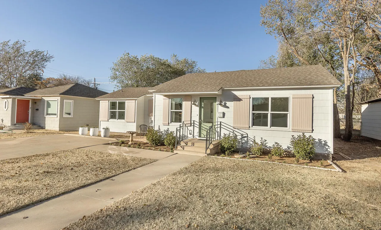 Photo 25 — 2818 33rd Street, Lubbock, TX 79410