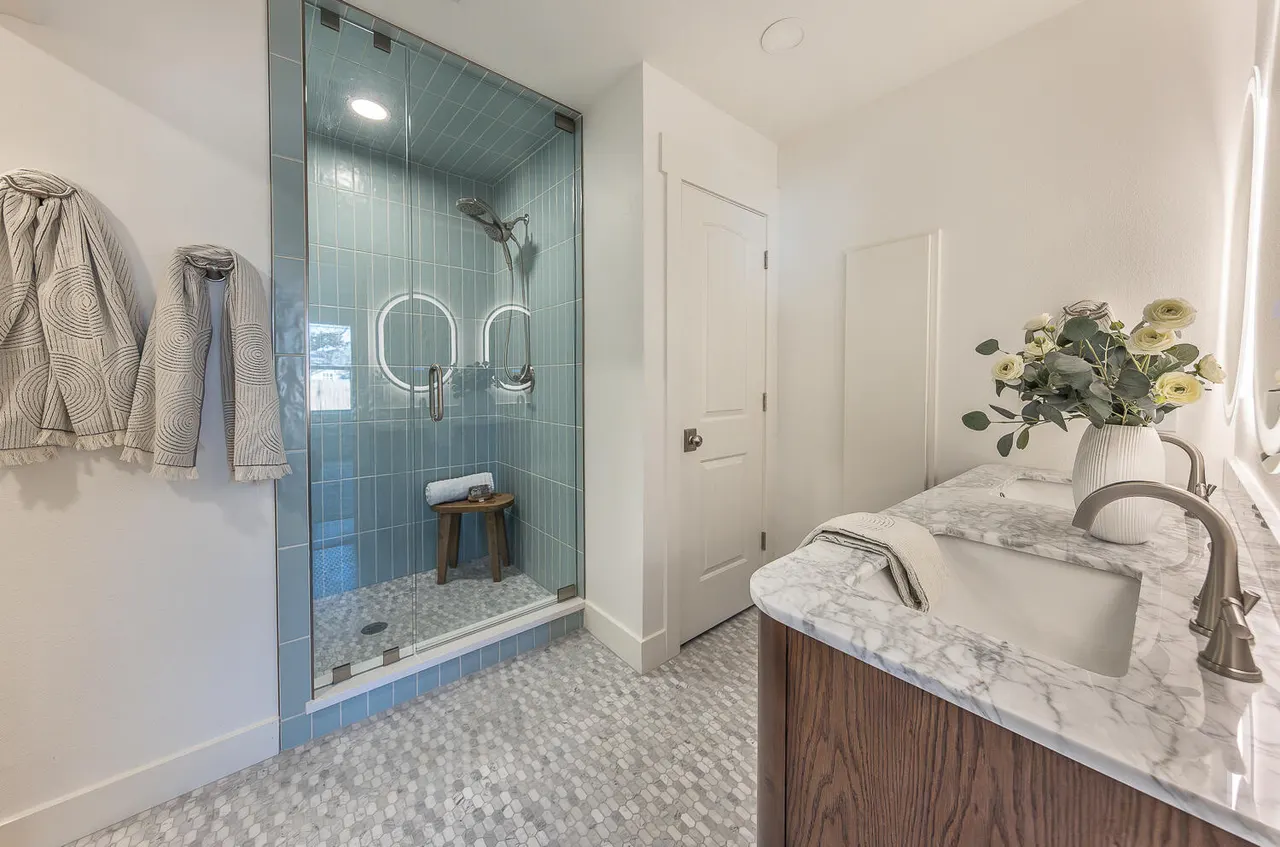 Photo 15 — 2818 33rd Street, Lubbock, TX 79410