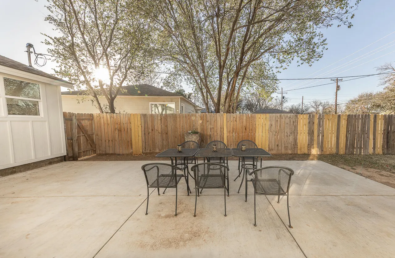Photo 22 — 2818 33rd Street, Lubbock, TX 79410