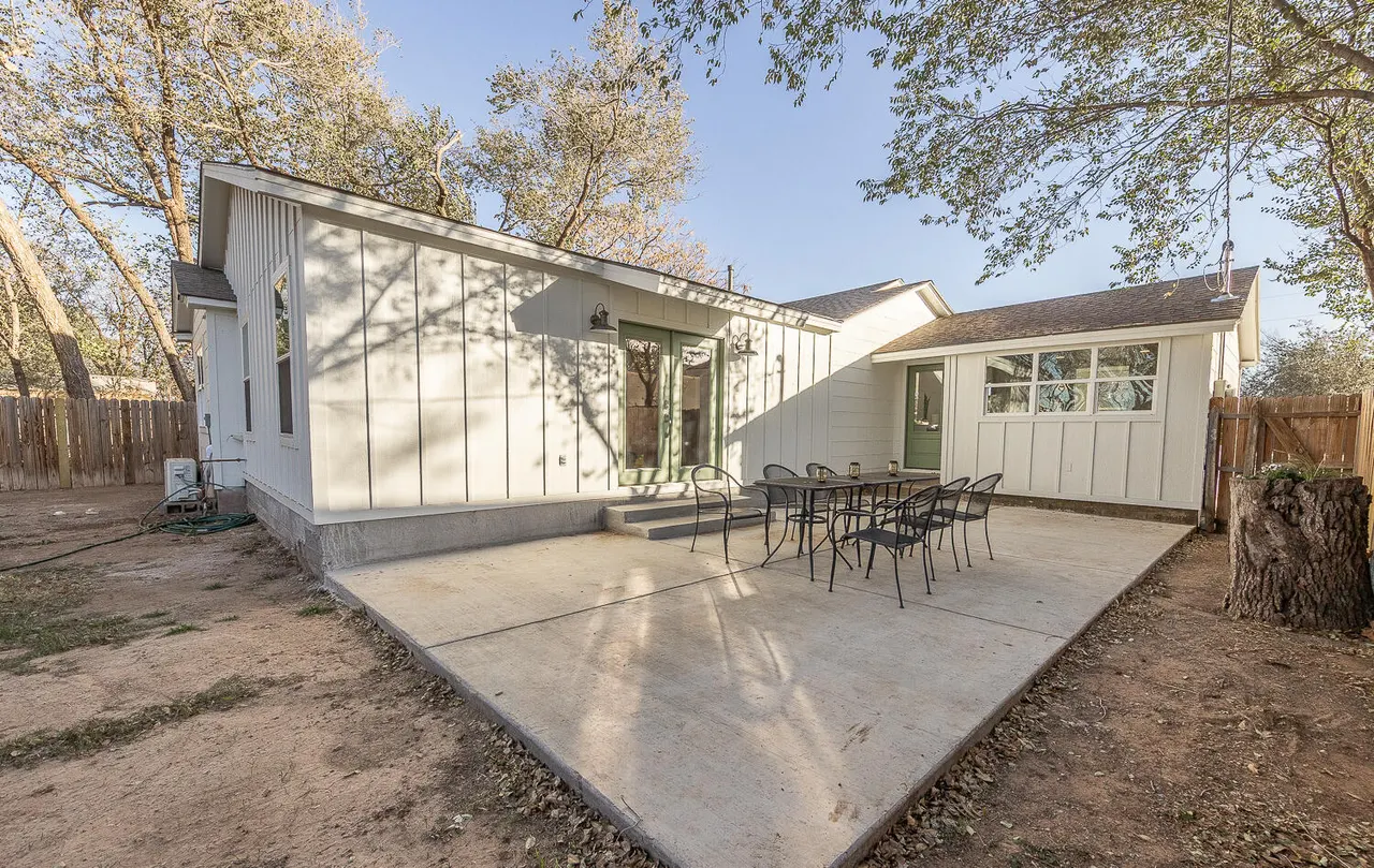Photo 21 — 2818 33rd Street, Lubbock, TX 79410