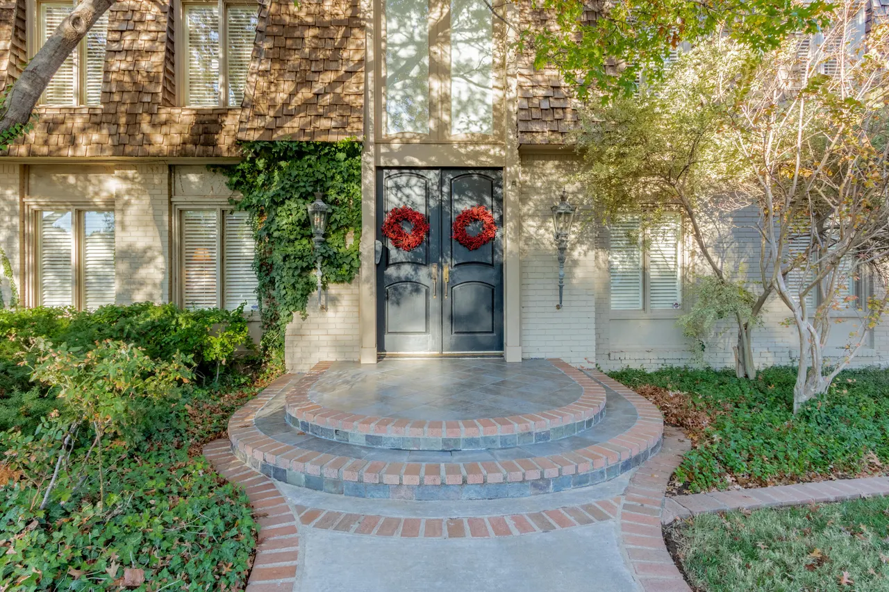 Photo 5 — 3722 63rd Drive, Lubbock, TX 79413