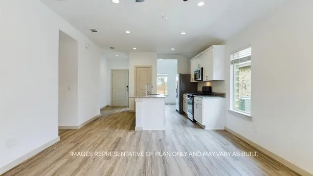Photo 8 — 7419 9th Street, Lubbock, TX 79416