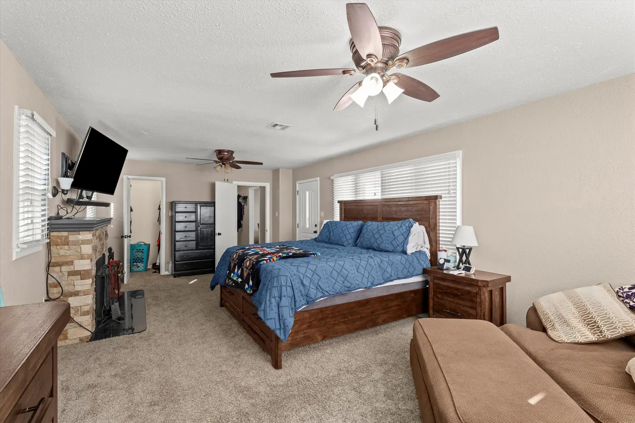 Photo 8 — 110 W Monroe Street, Levelland, TX 79336