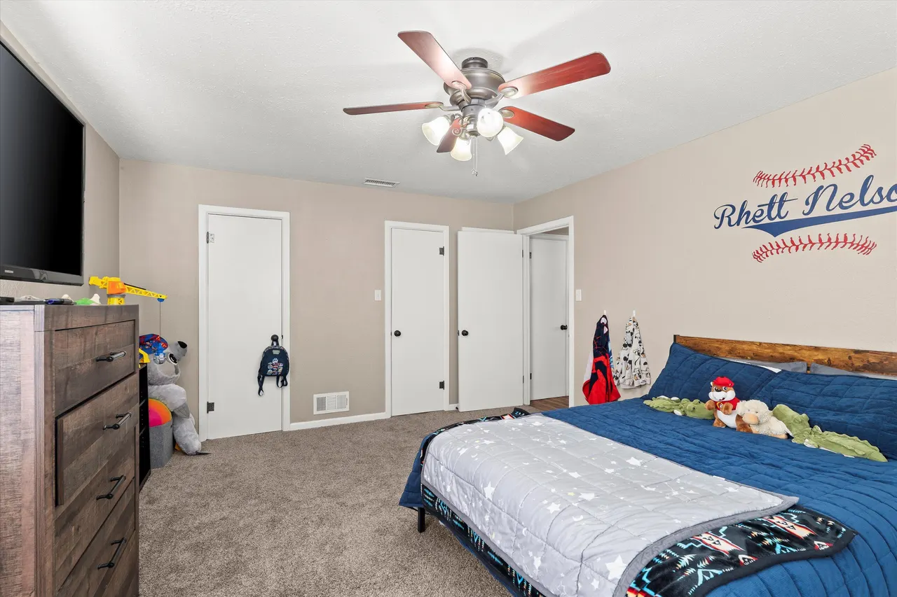 Photo 11 — 110 W Monroe Street, Levelland, TX 79336