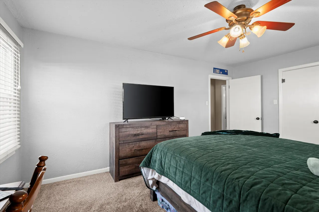 Photo 15 — 110 W Monroe Street, Levelland, TX 79336