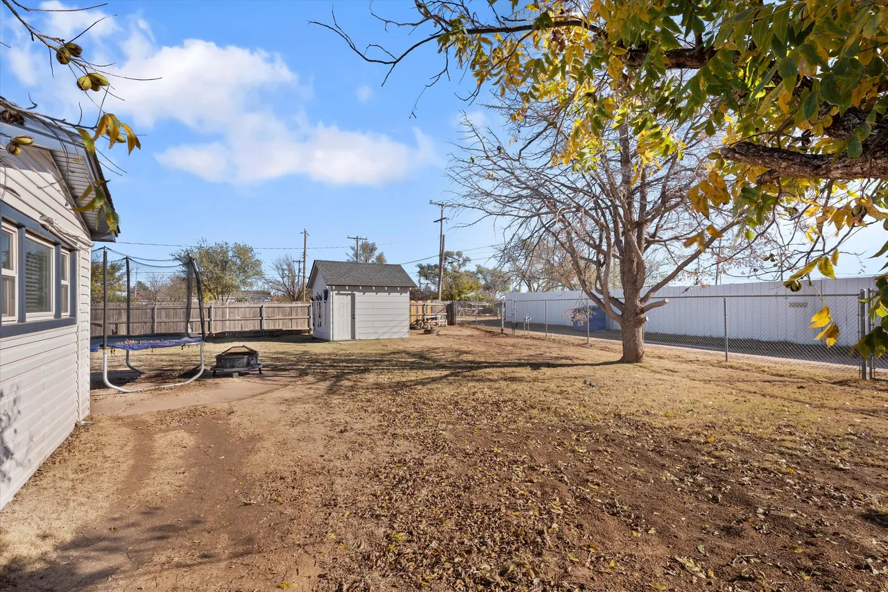 Photo 20 — 110 W Monroe Street, Levelland, TX 79336