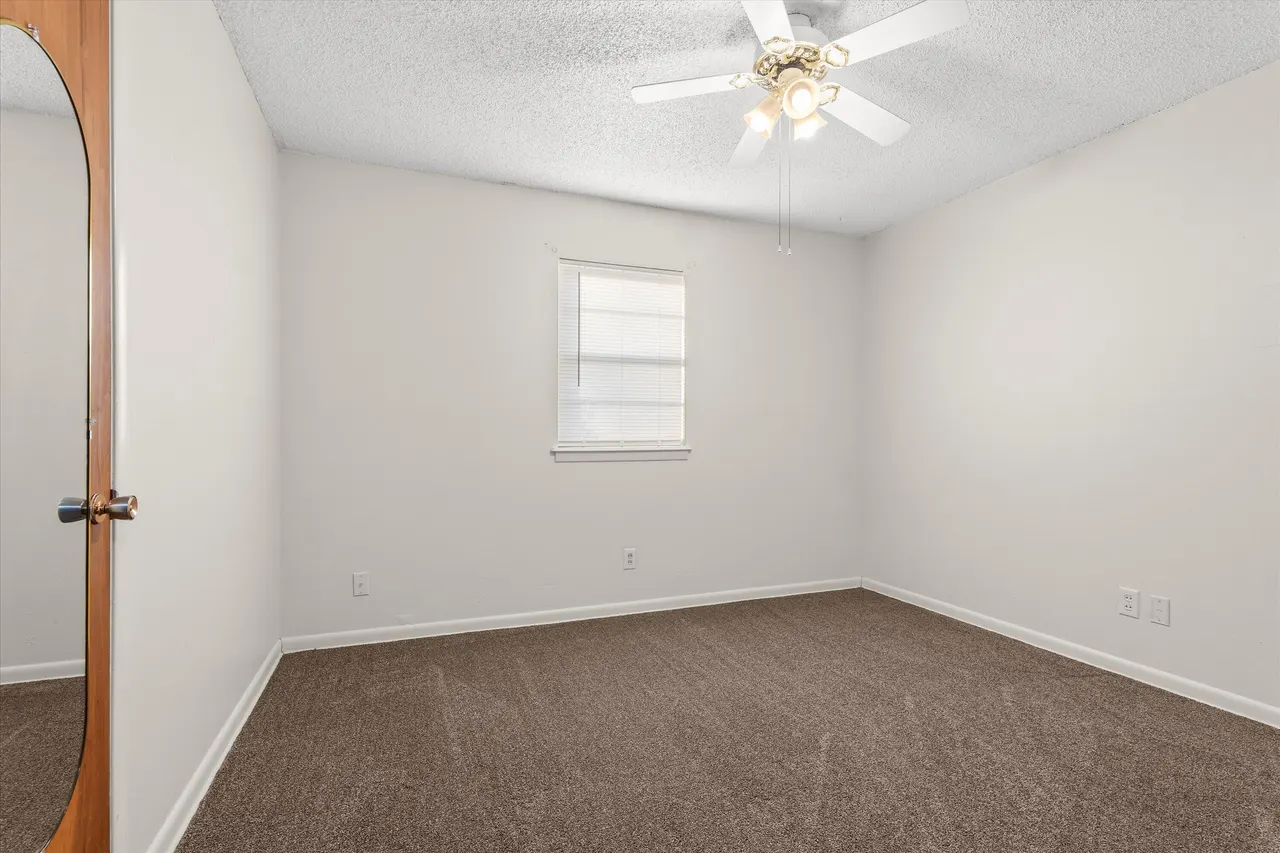 Photo 9 — 131 Elgin Avenue, Levelland, TX 79336