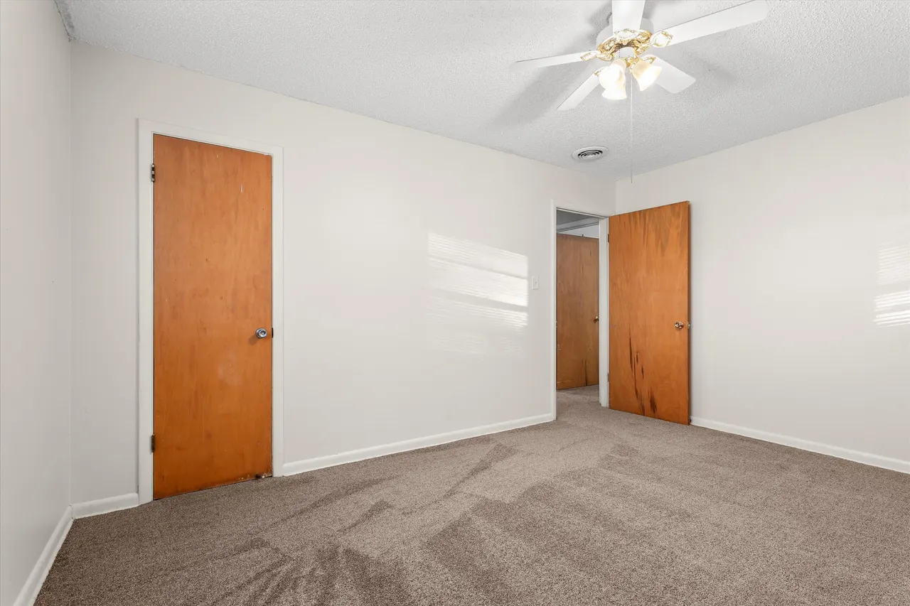 Photo 14 — 131 Elgin Avenue, Levelland, TX 79336