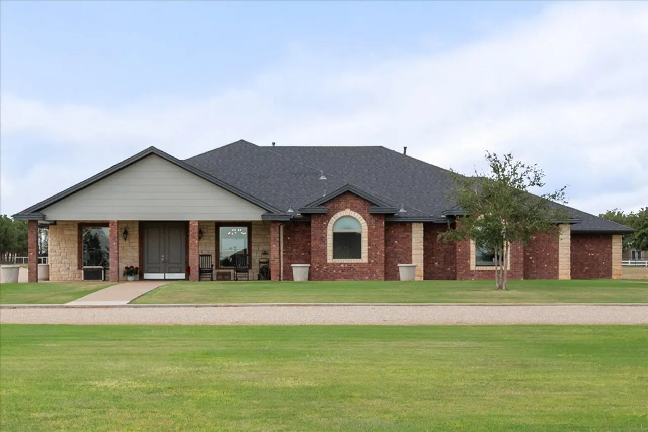 Front exterior — 1026 Willow Road, Wilson, TX 79381