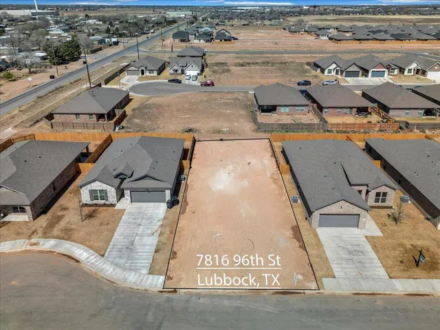Photo 5 — 7815 95th Street, Lubbock, TX 79424