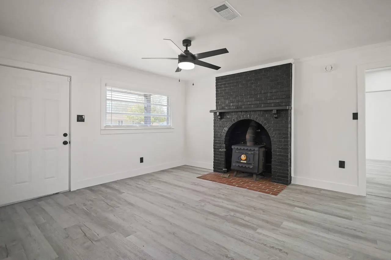 Photo 4 — 5512 45th Street, Lubbock, TX 79414