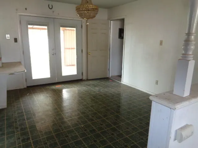 Photo 3 — 1329 49th  Street, Lubbock, TX 79412
