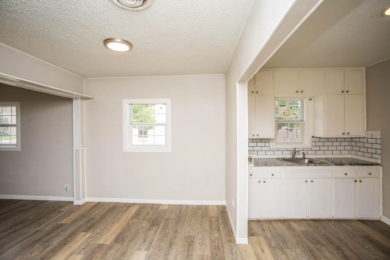 Photo 13 — 3012 39th Street, Lubbock, TX 79413