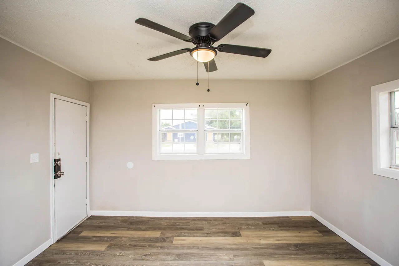 Photo 16 — 3012 39th Street, Lubbock, TX 79413