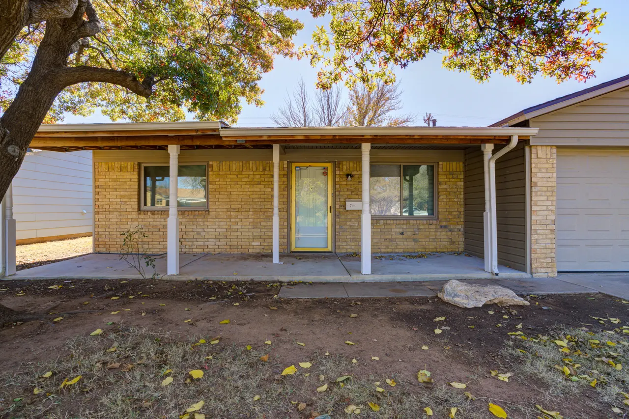 Photo 4 — 5417 49th Street, Lubbock, TX 79414