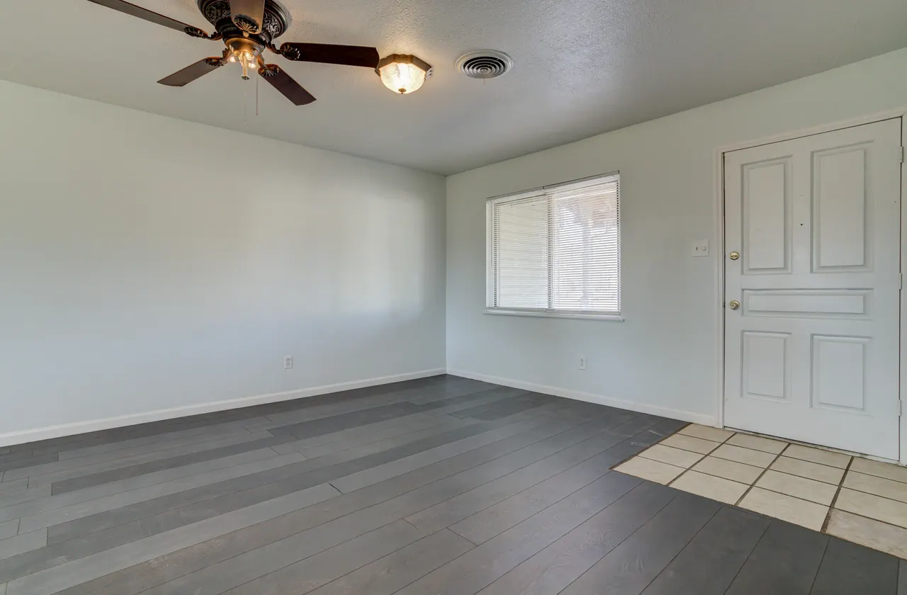 Photo 11 — 5417 49th Street, Lubbock, TX 79414