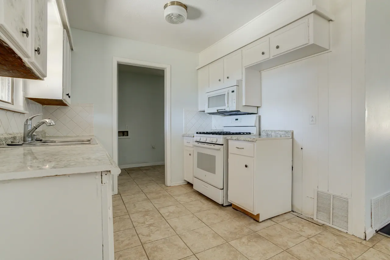 Photo 16 — 5417 49th Street, Lubbock, TX 79414