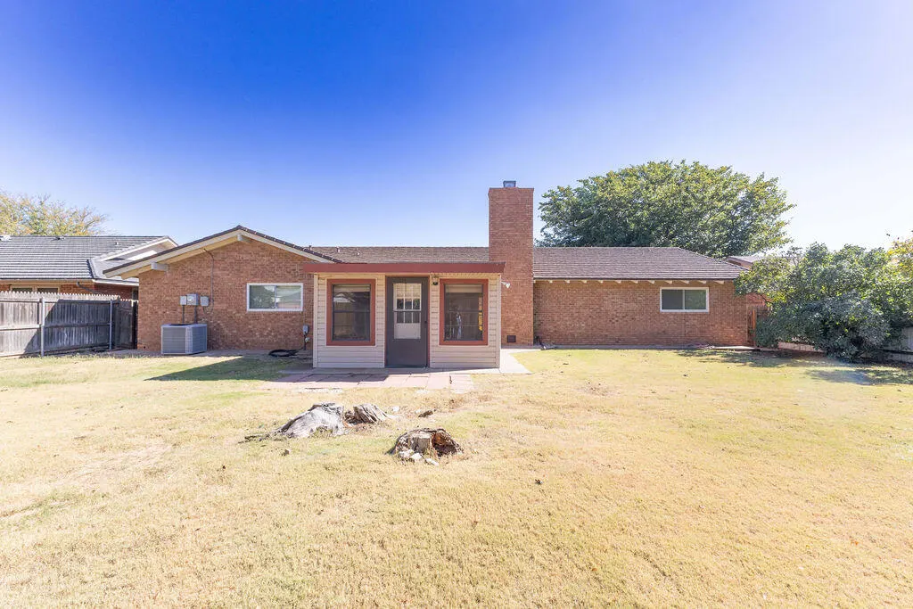 Photo 18 — 2503 Holliday Street, Plainview, TX 79072