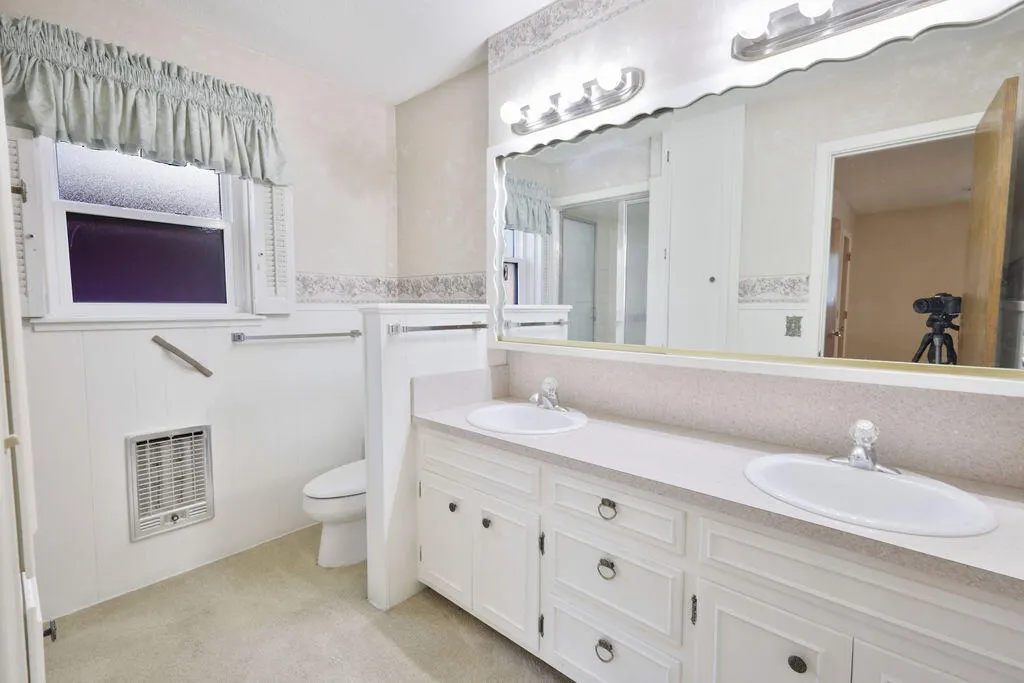 Photo 12 — 2503 Holliday Street, Plainview, TX 79072