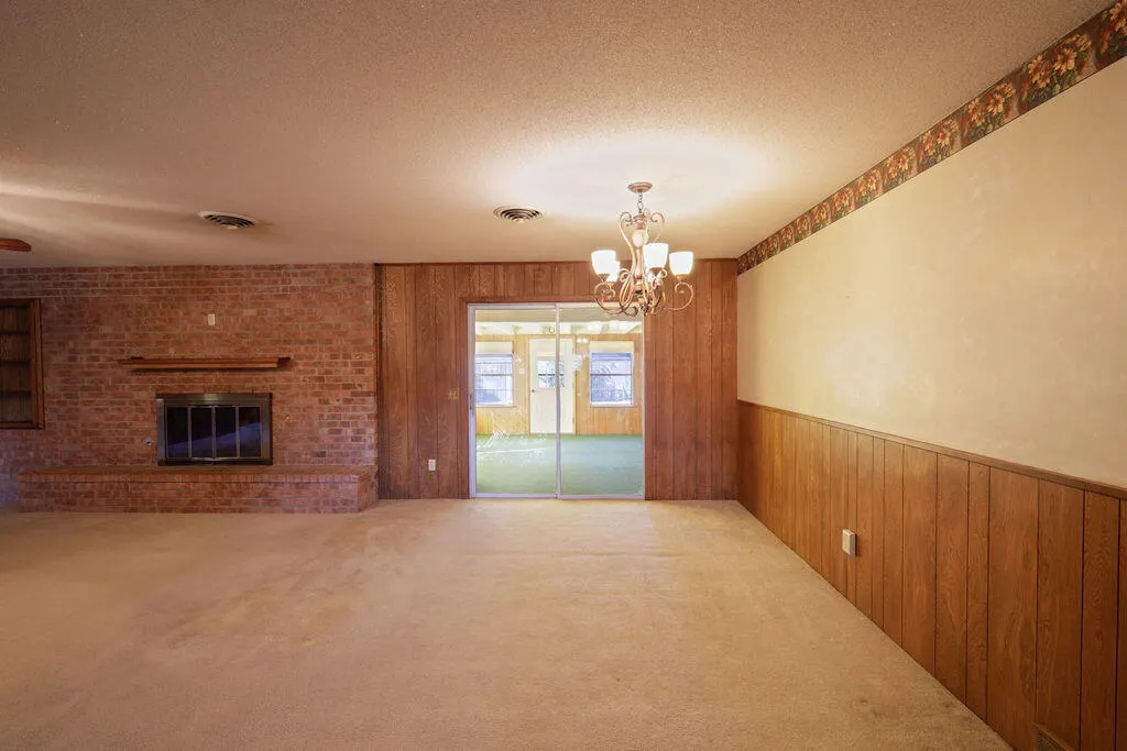 Photo 5 — 2503 Holliday Street, Plainview, TX 79072